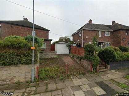 3 Bed Semi-Detached House, Central Drive, ST3