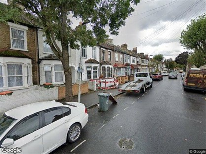 Room in a Shared House, Road, E13