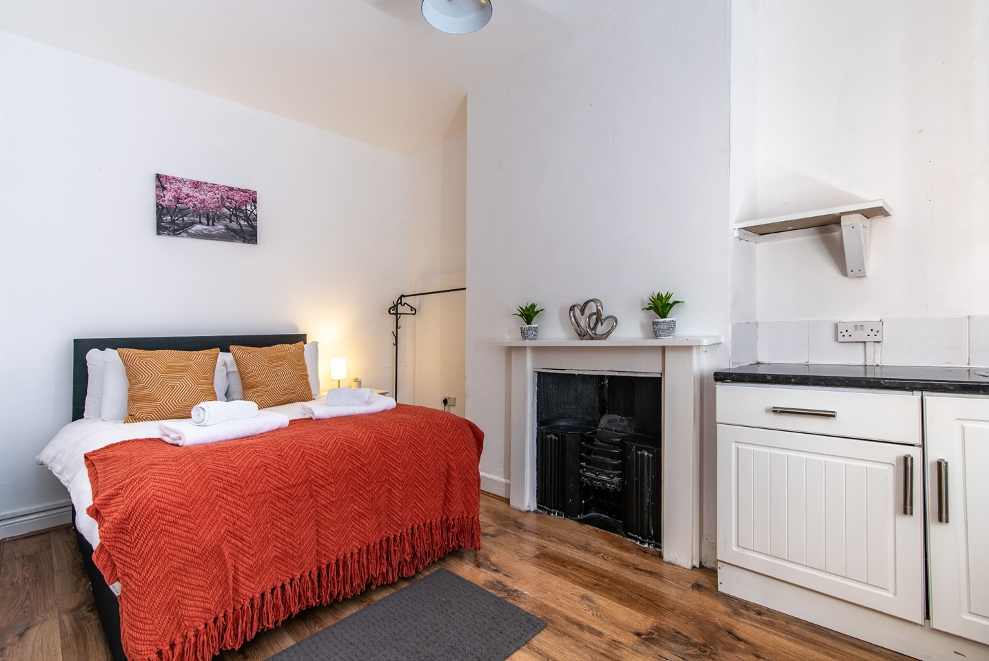 Additional image 14 of 5 Bed Semi-Detached House, Macklin Street, DE1, N1 7GU