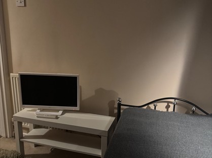 Room in a Shared House, London, TW13