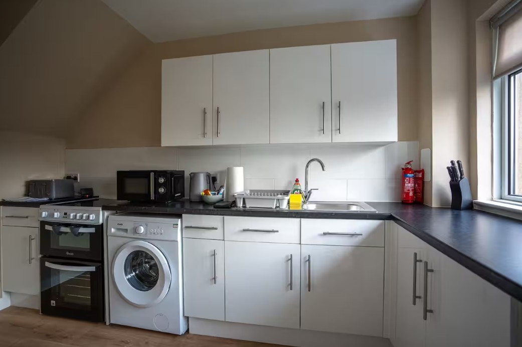 2 Bed Flat, Castlefern Road, G73 photo 4