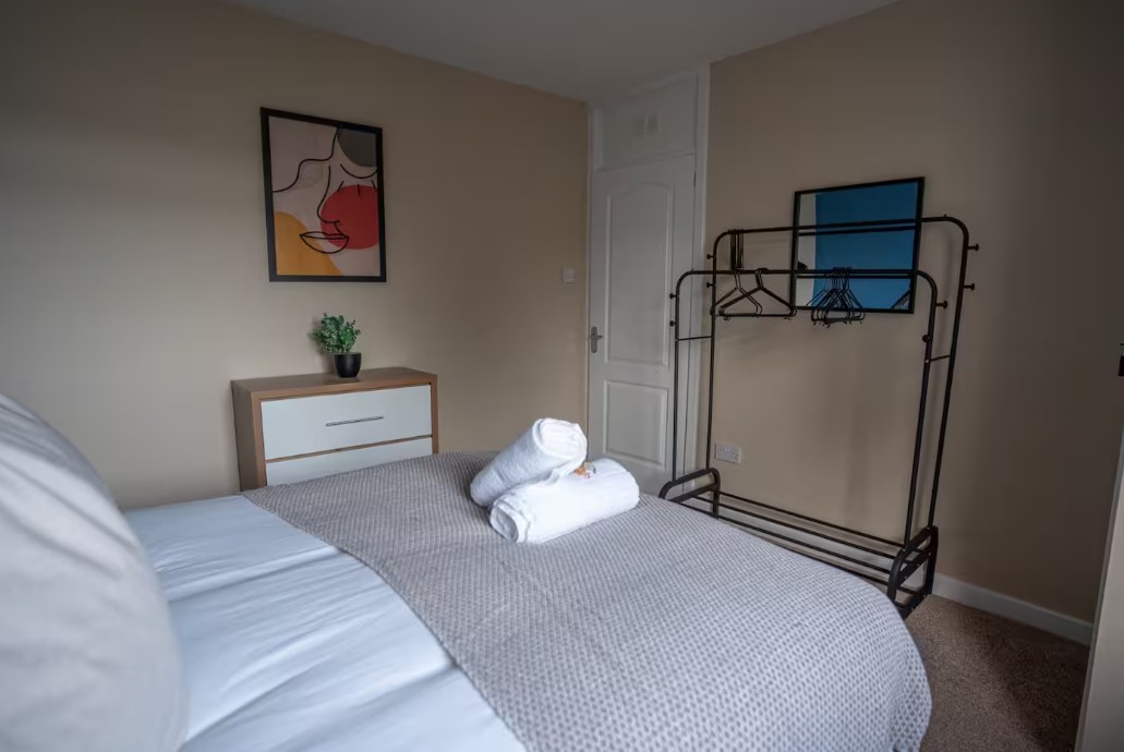 2 Bed Flat, Castlefern Road, G73 photo 5