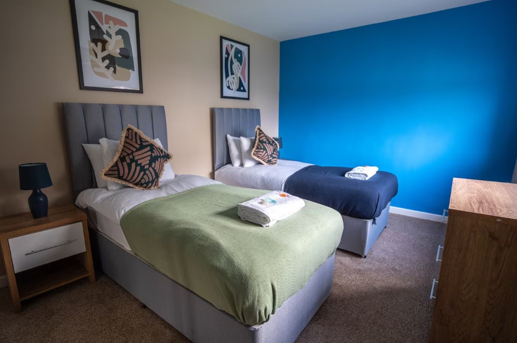 2 Bed Flat, Castlefern Road, G73 photo 2