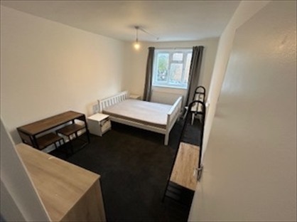 2 Bed Flat, Marcon Court, E8