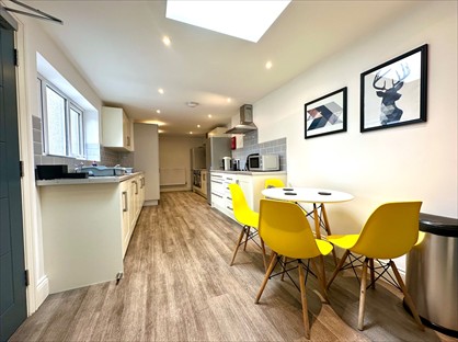 8 Bed End Terrace, Southfield Road, TS1