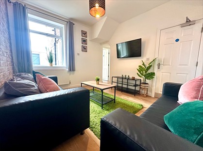 4 Bed Terraced House, Clarendon Road, TS1