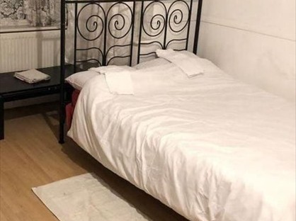 Room in a Shared House, Billet Road, E17