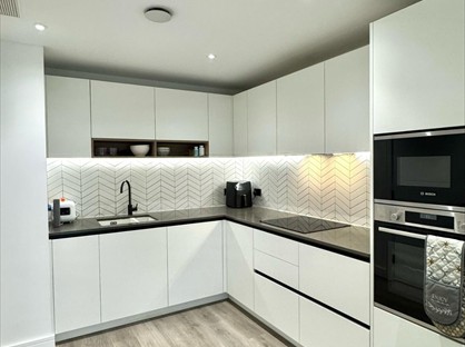 2 Bed Flat, Sovereign Court, W6