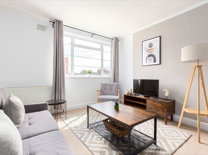 2 Bed Flat, Hamlet Court, W6