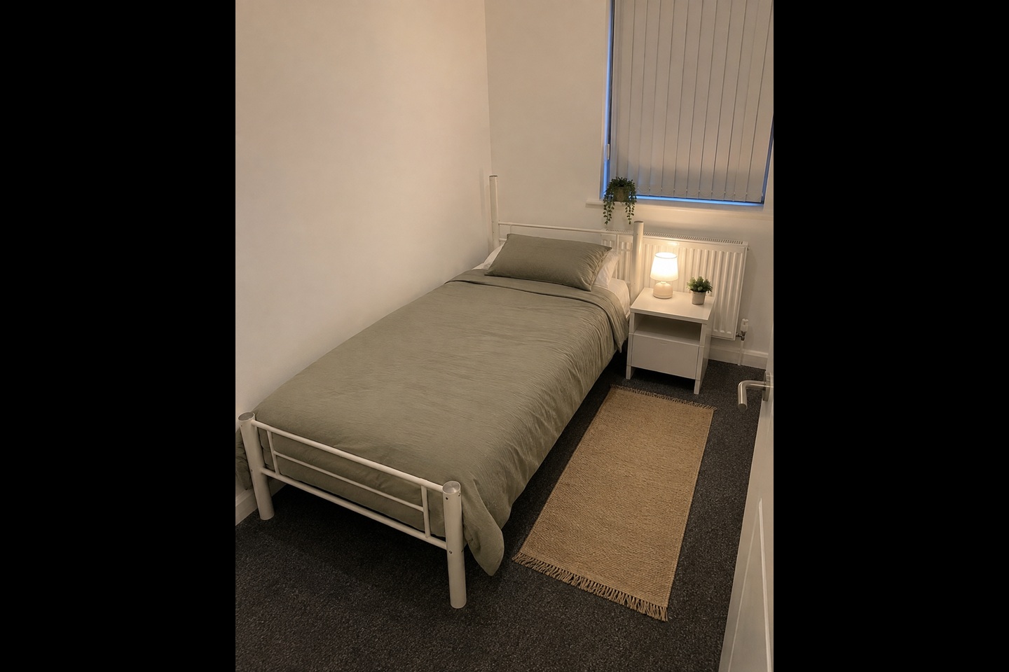 Room in a Shared House, Charlbury Road, NG8
