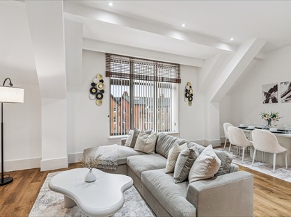 2 Bed Flat, Station Road, RG9