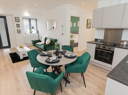 2 Bed Flat, Broadoaks, B91