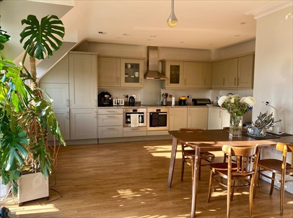 2 Bed Flat, Cedar House, CR8