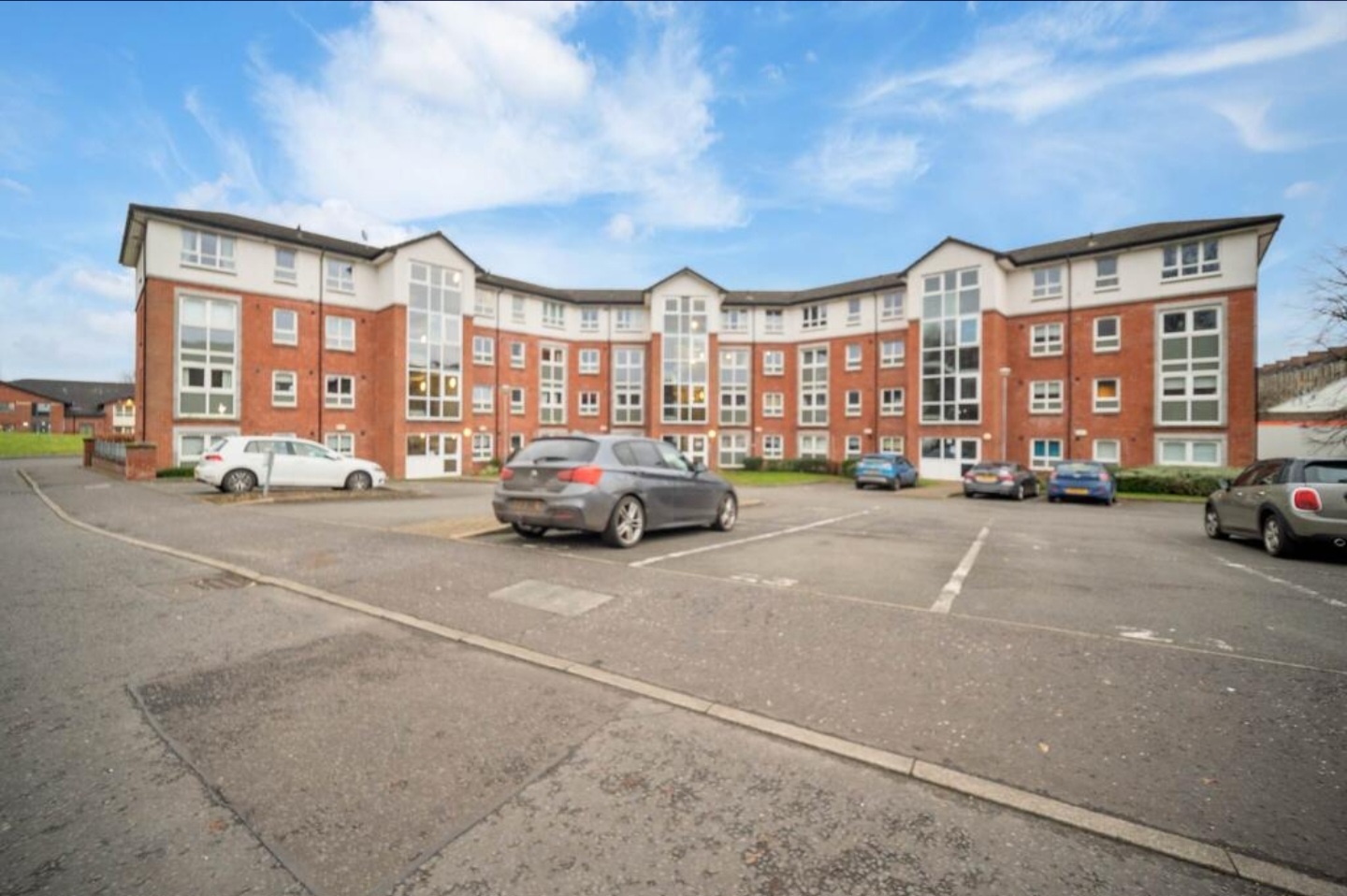 2 Bed Flat, Saracen Street, G22