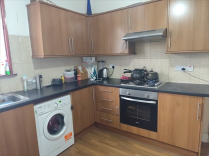 2 Bed Flat, Steele Road, E11