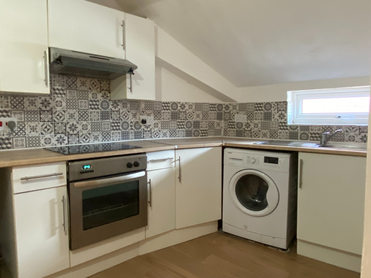 2 Bed Flat, Humberstone Gate, LE1