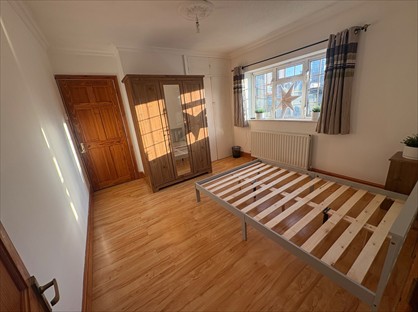 1 Bed Flat, Currey Road, UB6