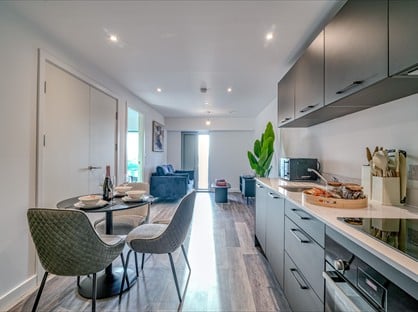 1 Bed Flat, Vicarage Grove, M30