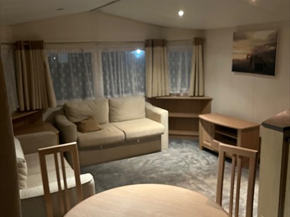 2 Bed Flat, Breakspear Way, HP2