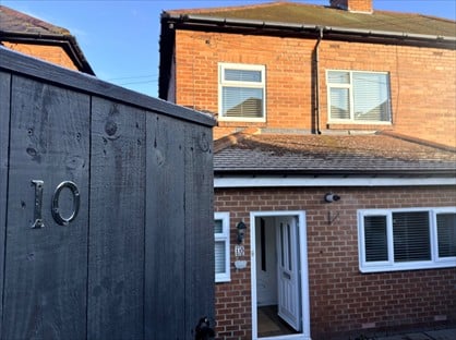 3 Bed Semi-Detached House, Delacour Road, NE21