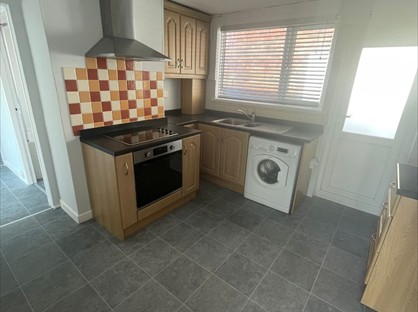 2 Bed Flat, Balmoral Close, CV2