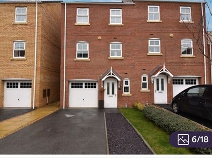 4 Bed Semi-Detached House, Springfield Drive, WF3