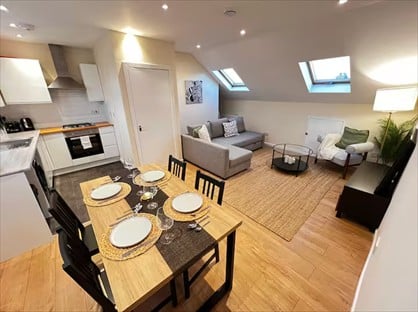 3 Bed Maisonette, Dowsett Road, N17