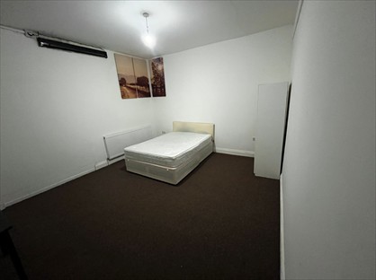 Room in a Shared House, Lansdowne Road, IG3