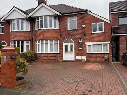 5 Bed Semi-Detached House, Mellowstone Drive, M21