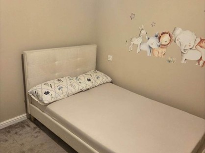 Room in a Shared House, Knightswood Road, RM13