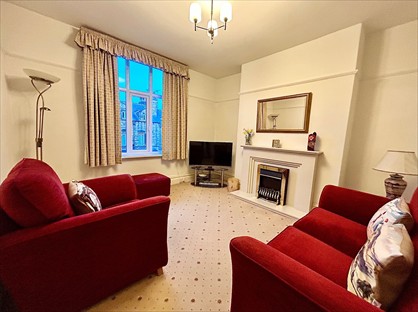 1 Bed Flat, St Marys Avenue, HG2
