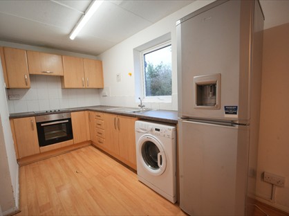 3 Bed Flat, Warren Bank, MK6