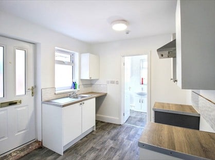 3 Bed Terraced House, Julian Street, DN32