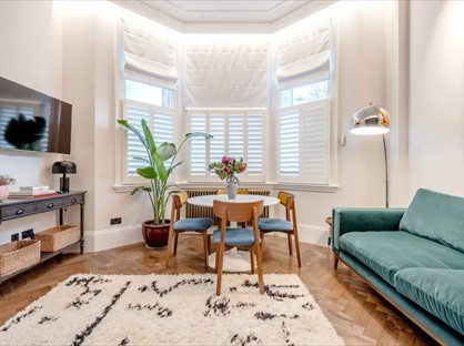 Studio Flat, Elm Park Gardens, SW10