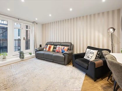 3 Bed Flat, Spring Gardens Court, SE11