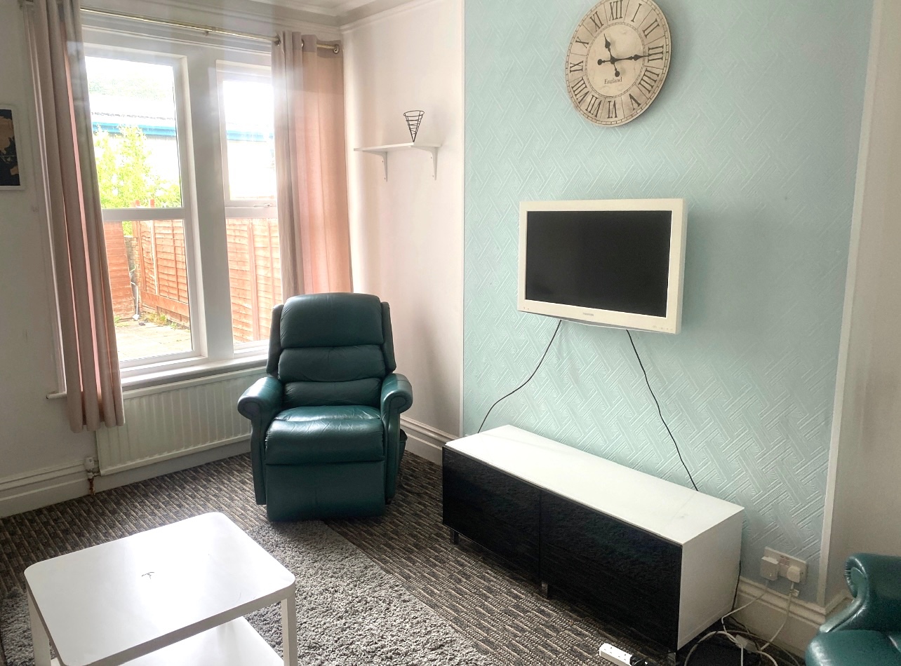 Bournemouth - Room in a Shared House, St. Clements Road, BH1 - To Rent ...