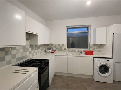 Room in a Shared House, Woodcote Valley Road, CR8