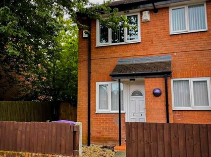 1 Bed End Terrace, Darrel Drive, L7