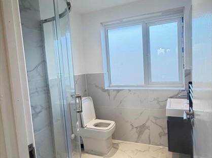 Room in a Shared House, Valleyside, HP1