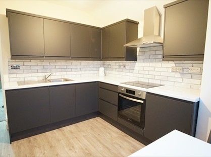 2 Bed Flat, Canton, CF5