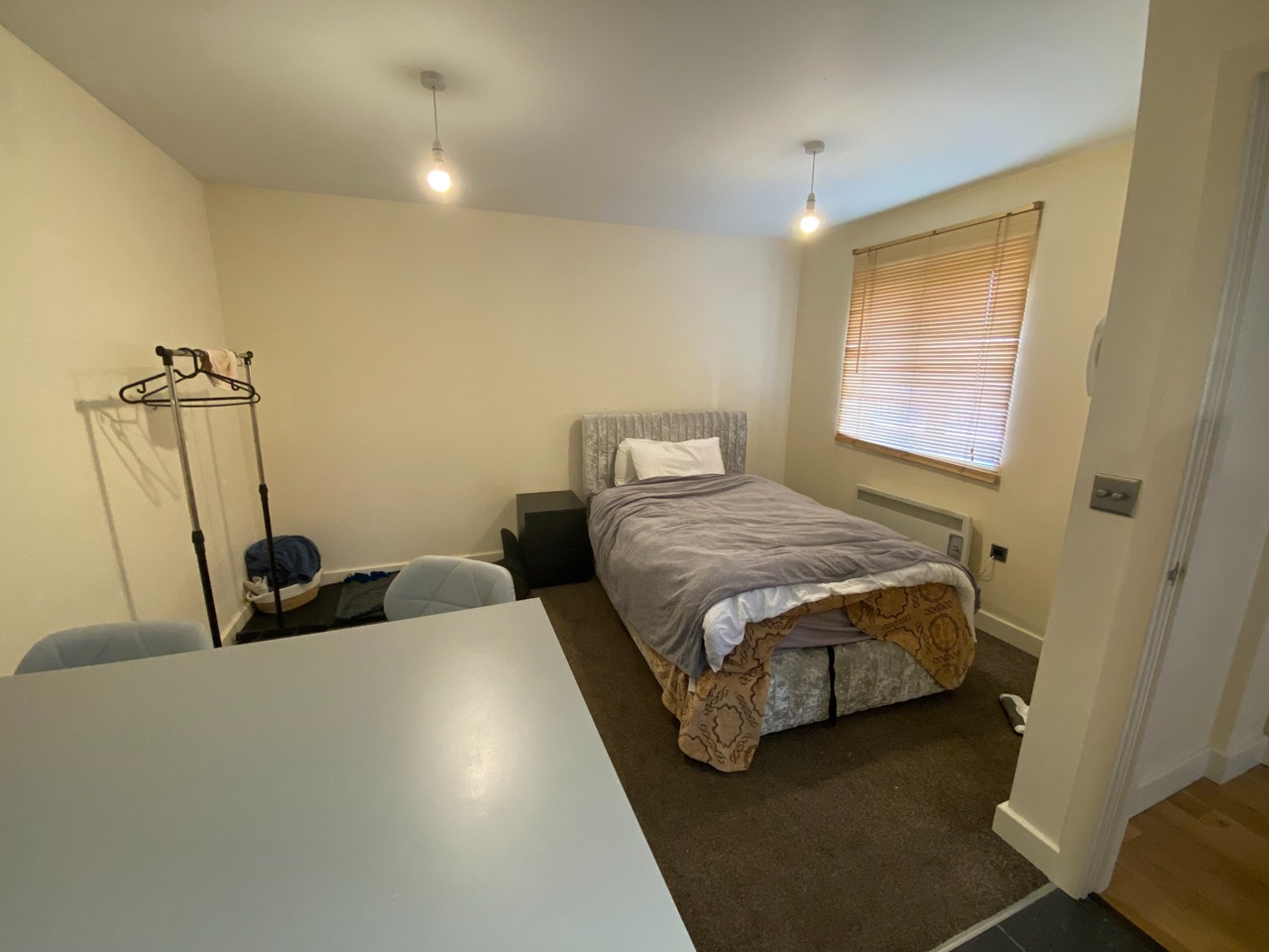 Doncaster - 1 Bed Flat, Low Road, DN4 - To Rent Now for £500.00 p/m