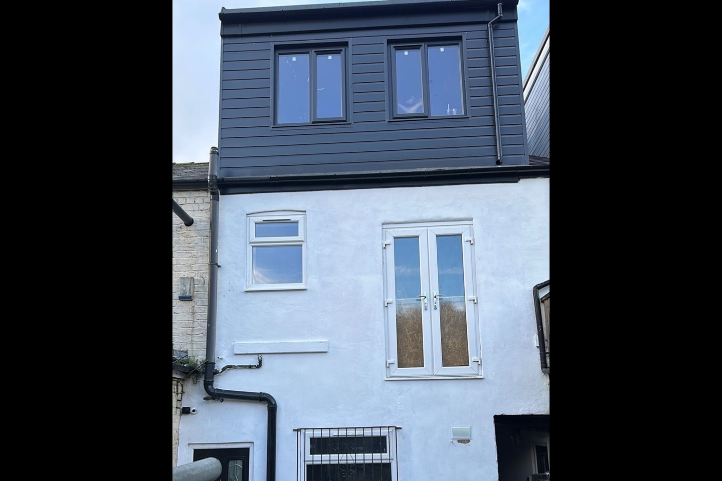 2 Bed Flat, Chapeltown, S35 photo 3