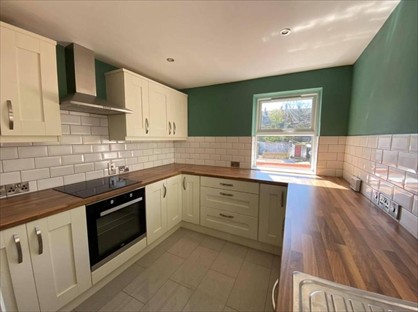 5 Bed Semi-Detached House, Overndale Road, BS16