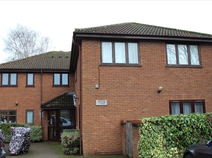 1 Bed Flat, Pirton Court, HP2