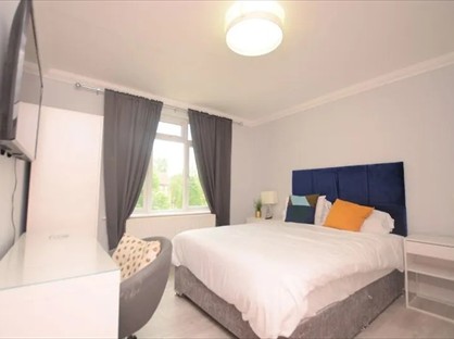 Room in a Shared House, Upton Road, SL1