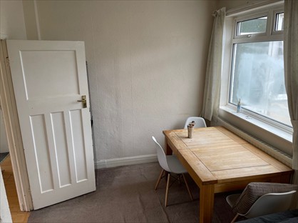 5 Bed Semi-Detached House, Overndale Road, BS16