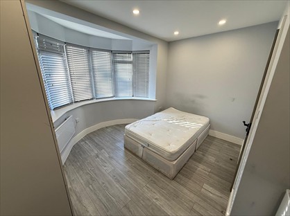 Studio Flat, Whitton Avenue West, UB5