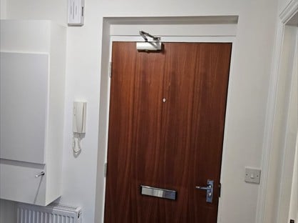 1 Bed Flat, Manor Road, BH25