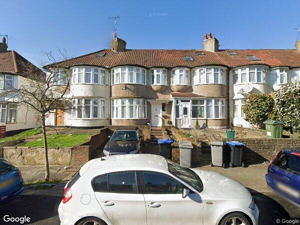 London - 1 Bed Flat, London, NW9 - To Rent Now for £1,200.00 p/m