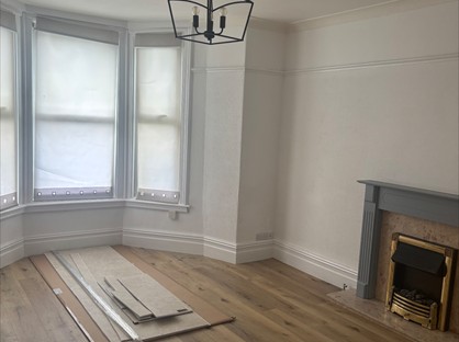 2 Bed Flat, Clifton Road, LL30